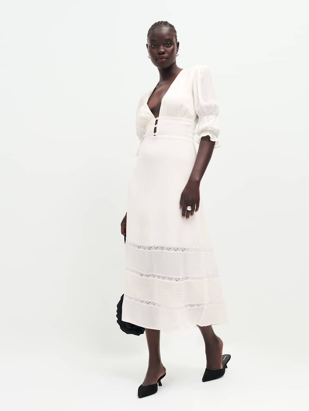 Lace Trimmed Low V Puff Sleeve - Reformation